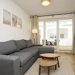 Karola 06 Mit Sauna- Und Schwimmbadnutzung Im Ahoi Erlebnisbad Sellin *