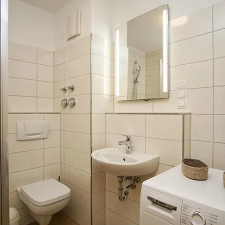 Karola 06 Mit Sauna- Und Schwimmbadnutzung Im Ahoi Erlebnisbad Sellin Appartamento *